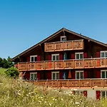 Апартаменты Haus Belle-vue Зас-Фе